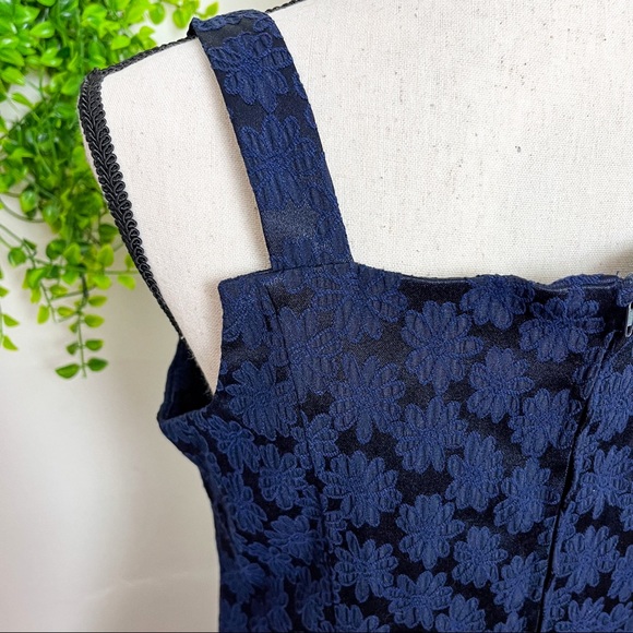 Vintage Triangle City Blue Emobroidered Floral Summer Dress Medium - Picture 3 of 10